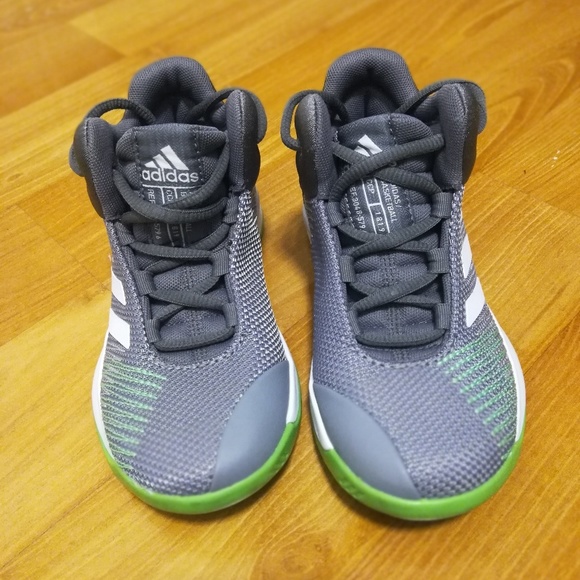 Adidas Basketball tennis shoes ๐ - Picture 2 of 6